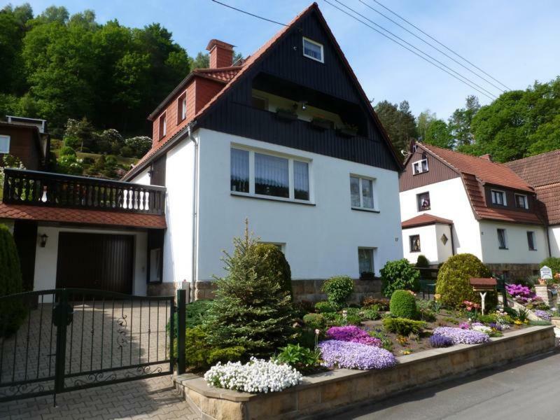 Ferienwohnung Grunwald Kurort クルオルト・ラーテン エクステリア 写真